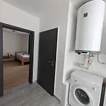U Lazara