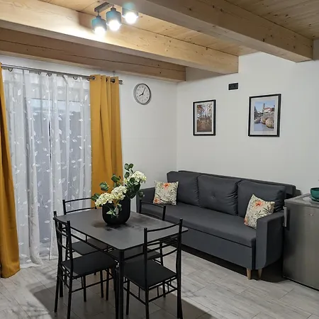 아파트 U Lazara *