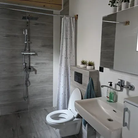 U Lazara 아파트 *